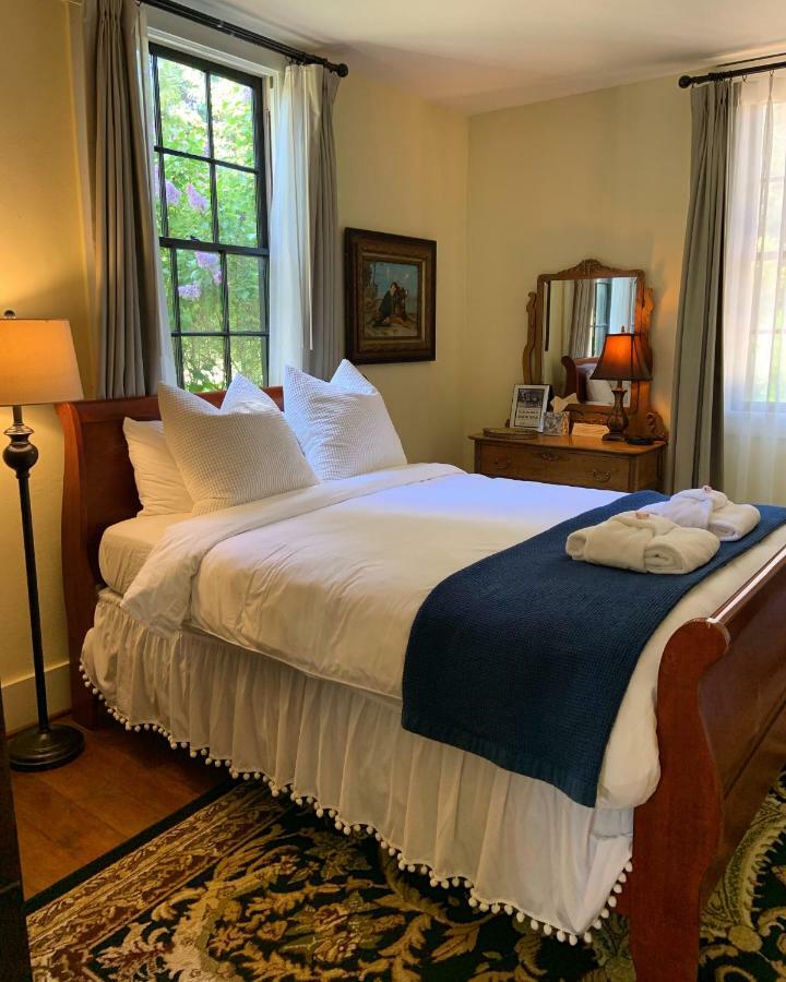 Wolf Creek Inn & Tavern Εξωτερικό φωτογραφία