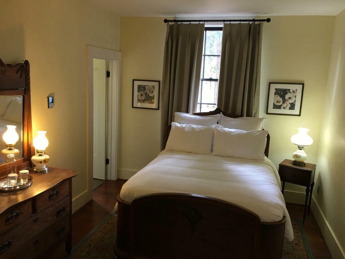 Wolf Creek Inn & Tavern Εξωτερικό φωτογραφία