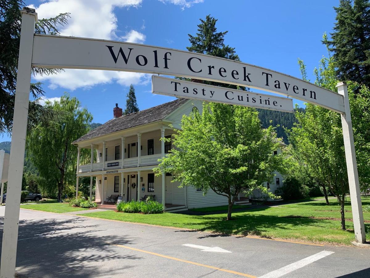 Wolf Creek Inn & Tavern Εξωτερικό φωτογραφία